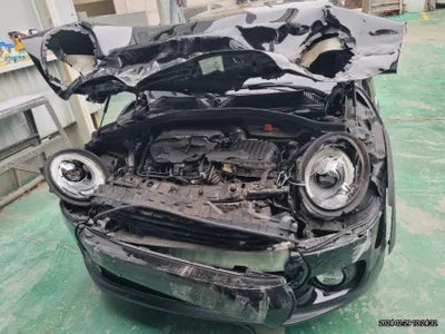 2017 MINI Clubman VIN: