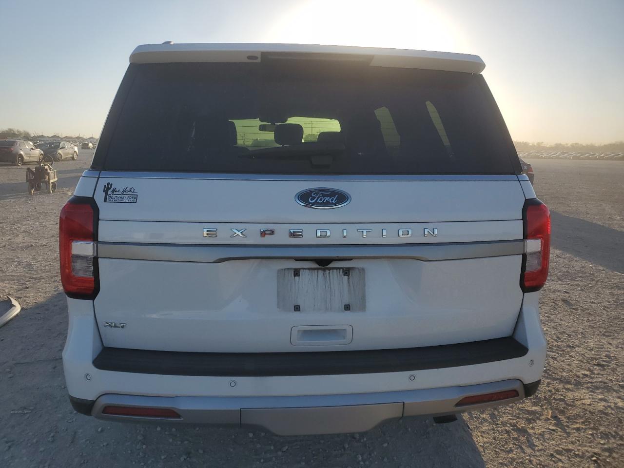 2024 FORD EXPEDITION XLT VIN:1FMJU1H8XREA23175