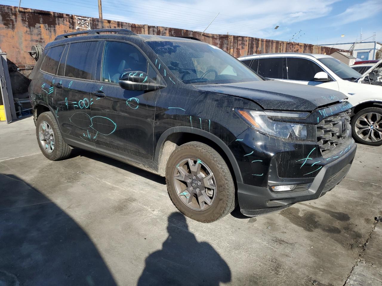 2022 HONDA PASSPORT TRAIL SPORT VIN:5FNYF8H62NB024575