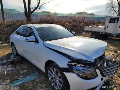 2020 Mercedes-Benz E 220 WDDZF0FB5LA752179 VIN:WDDZF0FB5LA752179