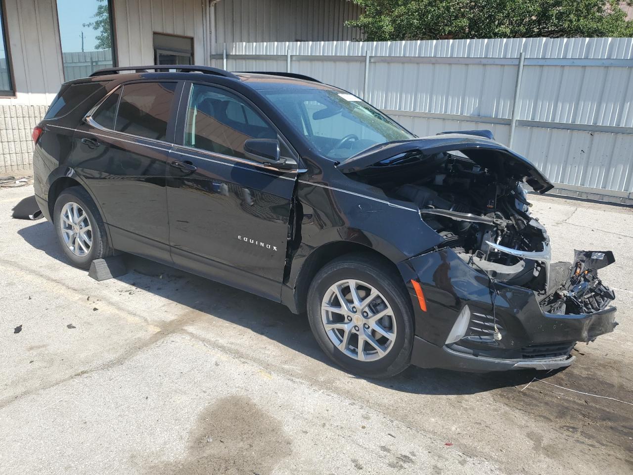 2022 CHEVROLET EQUINOX LT VIN:2GNAXUEV0N6103680