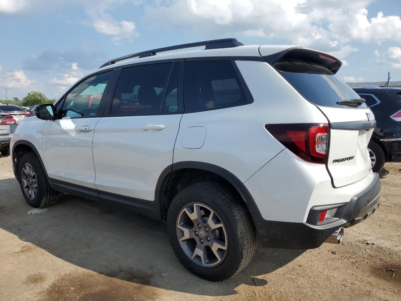 2022 HONDA PASSPORT TRAIL SPORT VIN:5FNYF8H68NB002516