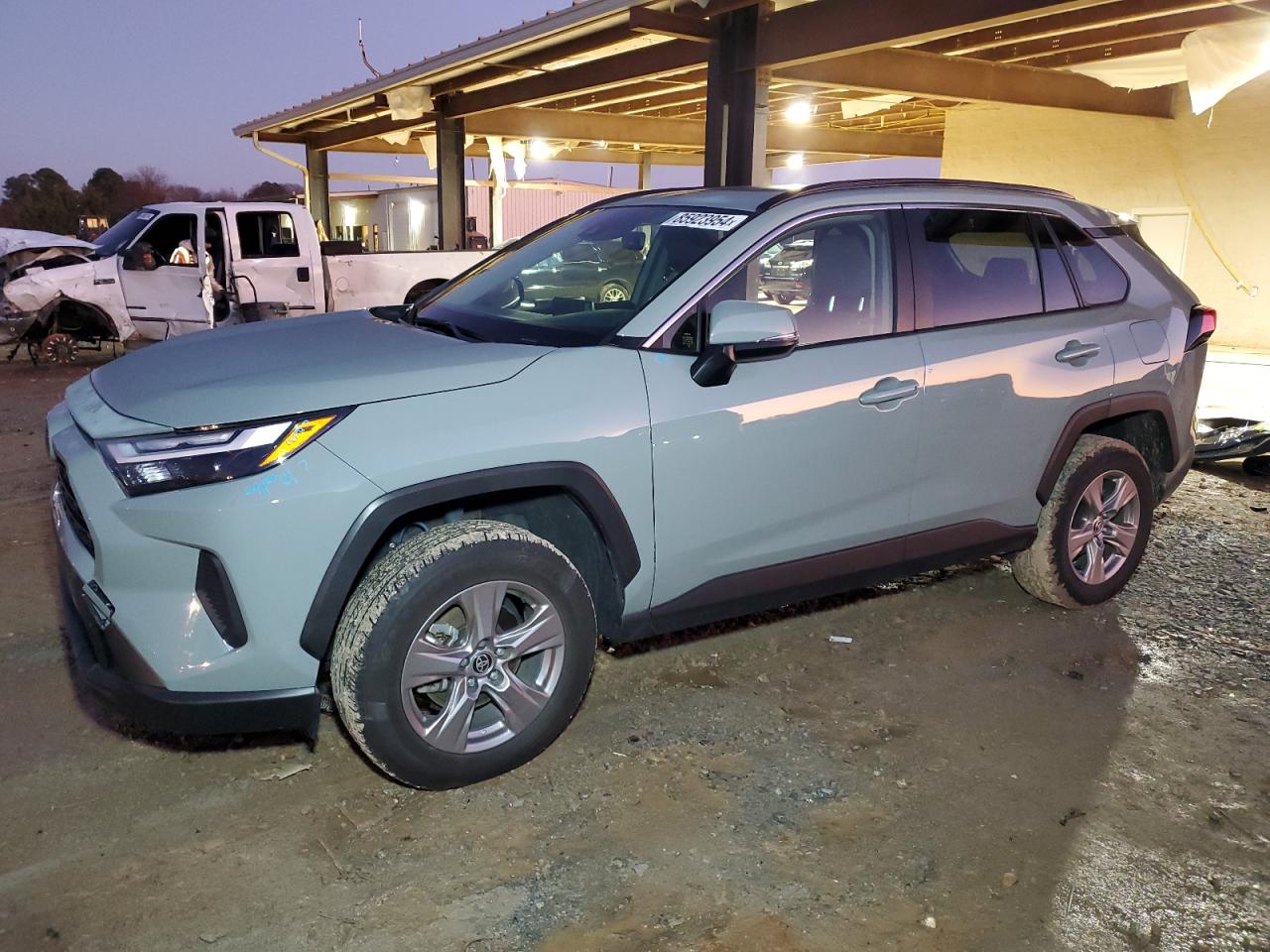 2023 TOYOTA RAV4 XLE VIN:JTMP1RFV8PJ042021