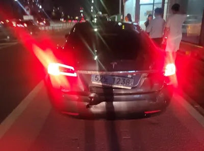 2017 Tesla Model S 428KM5YJSA1E29HF2 VIN:428KM5YJSA1E29HF2