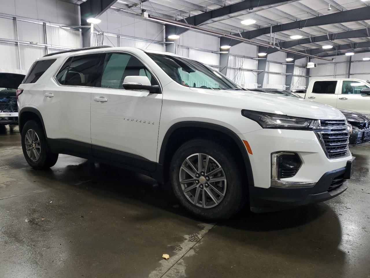 2022 CHEVROLET TRAVERSE LT VIN:1GNEVGKW5NJ143486