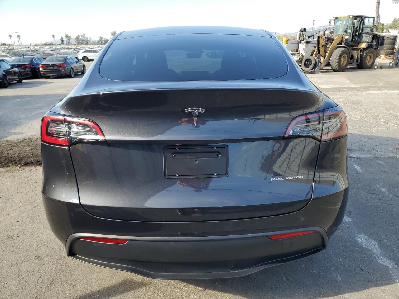 2024 TESLA MODEL Y  VIN:7SAYGDEE3RF090790