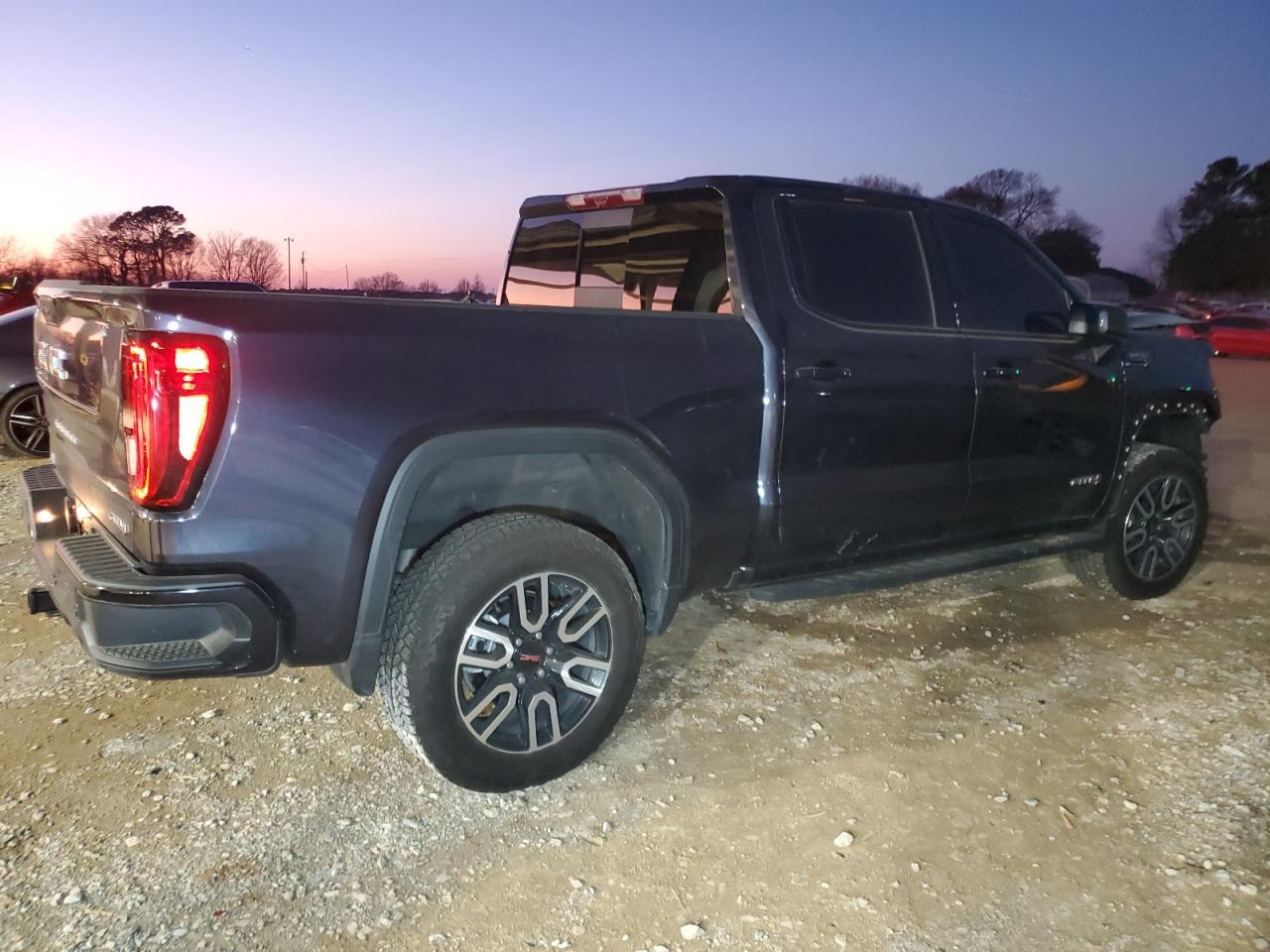 2024 GMC SIERRA K1500 AT4 VIN:3GTUUEEL3RG255093
