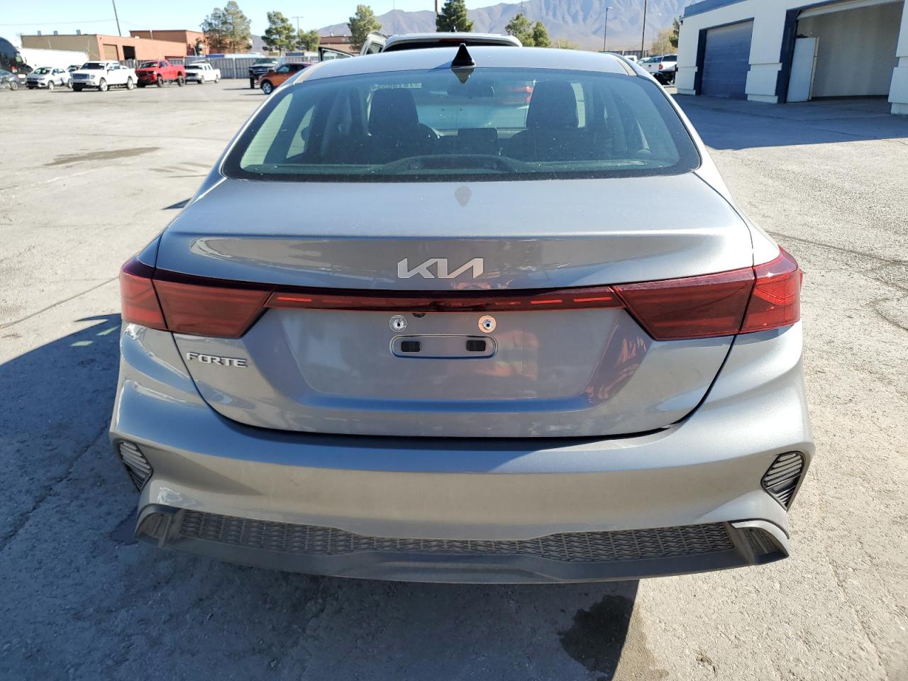 2023 KIA FORTE LX VIN:3KPF24AD5PE667919