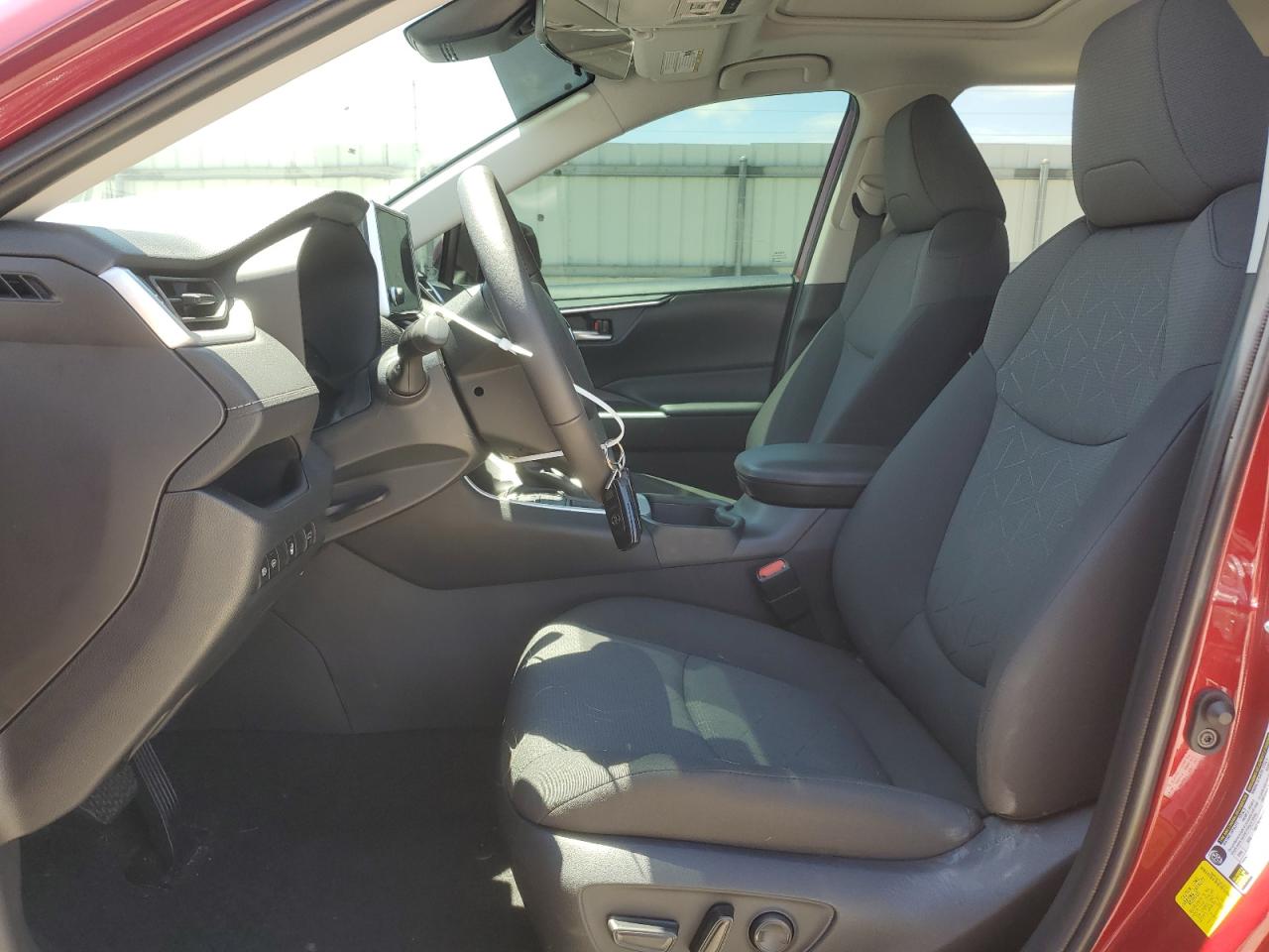 2023 TOYOTA RAV4 XLE VIN:2T3P1RFV8PW394985