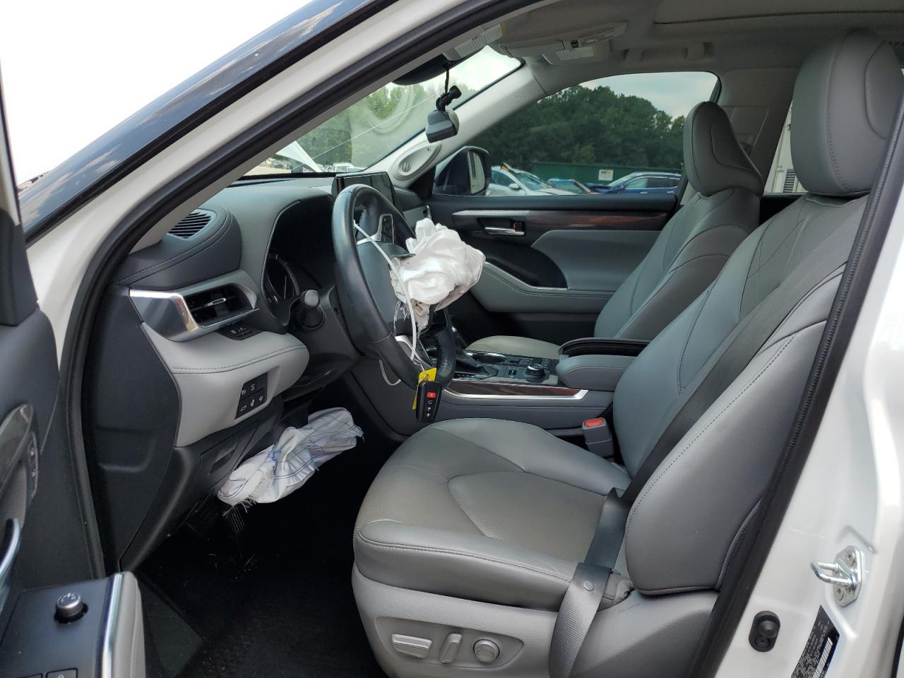 2022 TOYOTA HIGHLANDER PLATINUM VIN:5TDFZRBH3NS188282