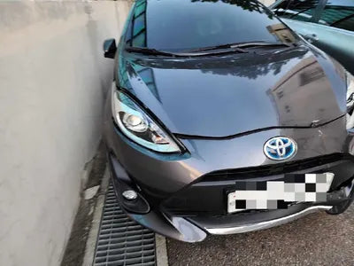 2020 Toyota Prius C VIN: