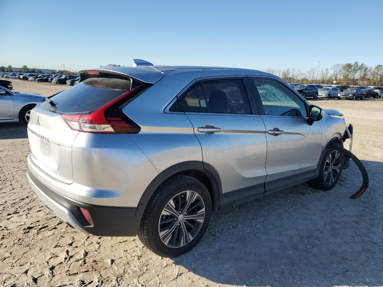 2022 MITSUBISHI ECLIPSE CROSS SE VIN:1FADP3E20FL269055