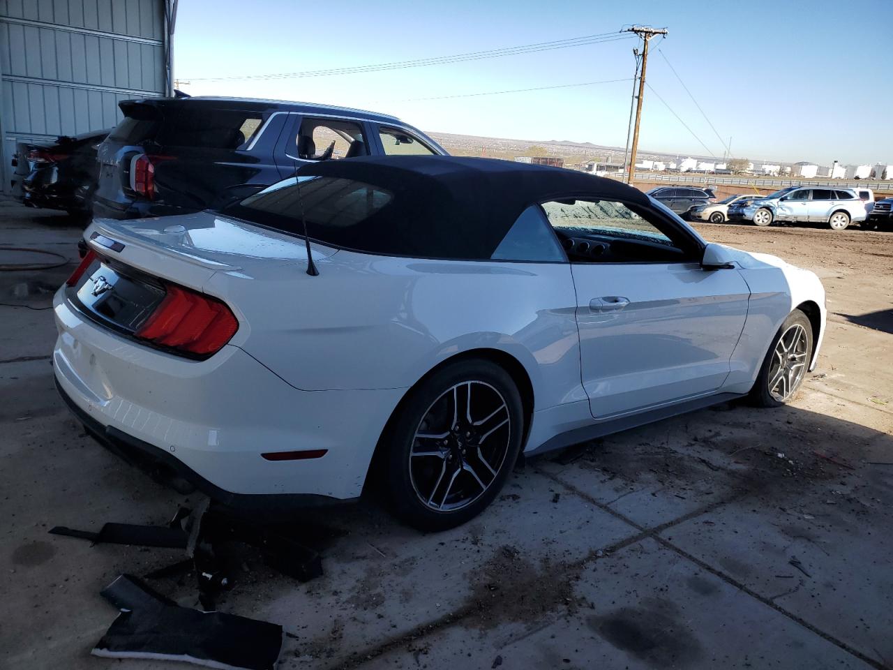 2022 FORD MUSTANG  VIN:1FATP8UH3N5104909