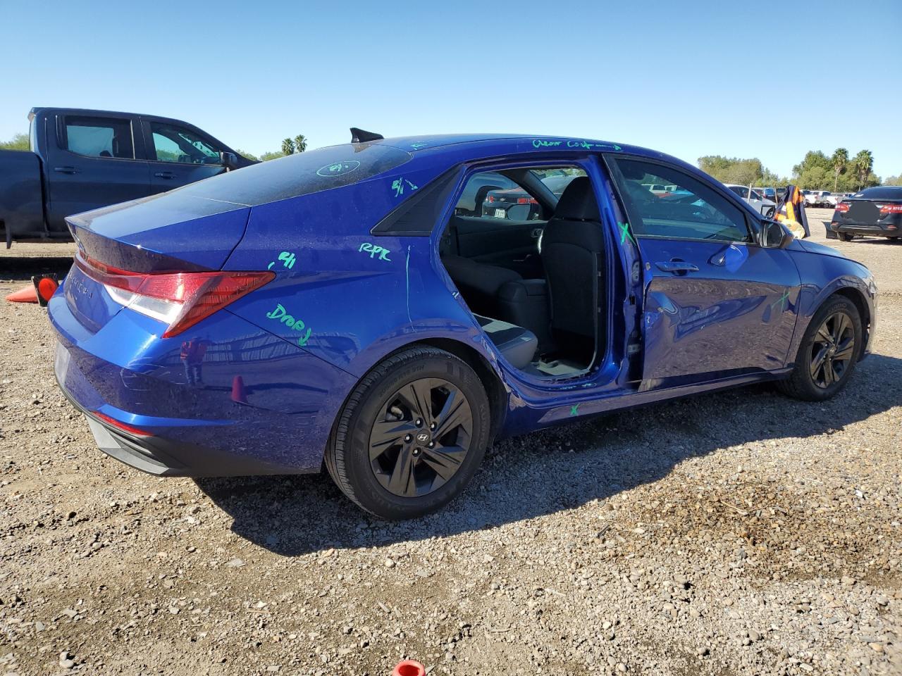 2023 HYUNDAI ELANTRA SEL VIN:5NPLM4AG0PH105378