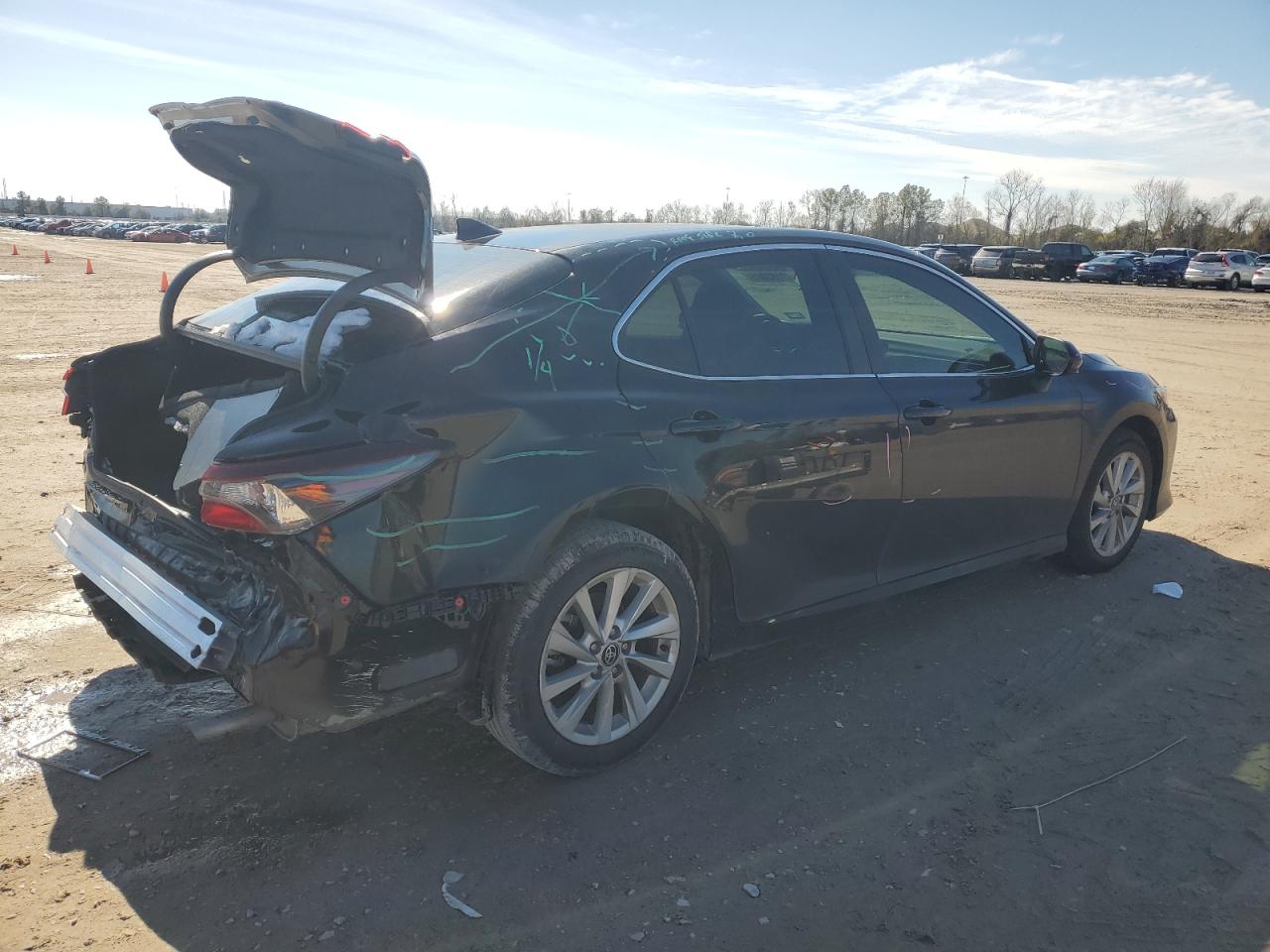2024 TOYOTA CAMRY LE VIN:4T1C11AK3RU254187