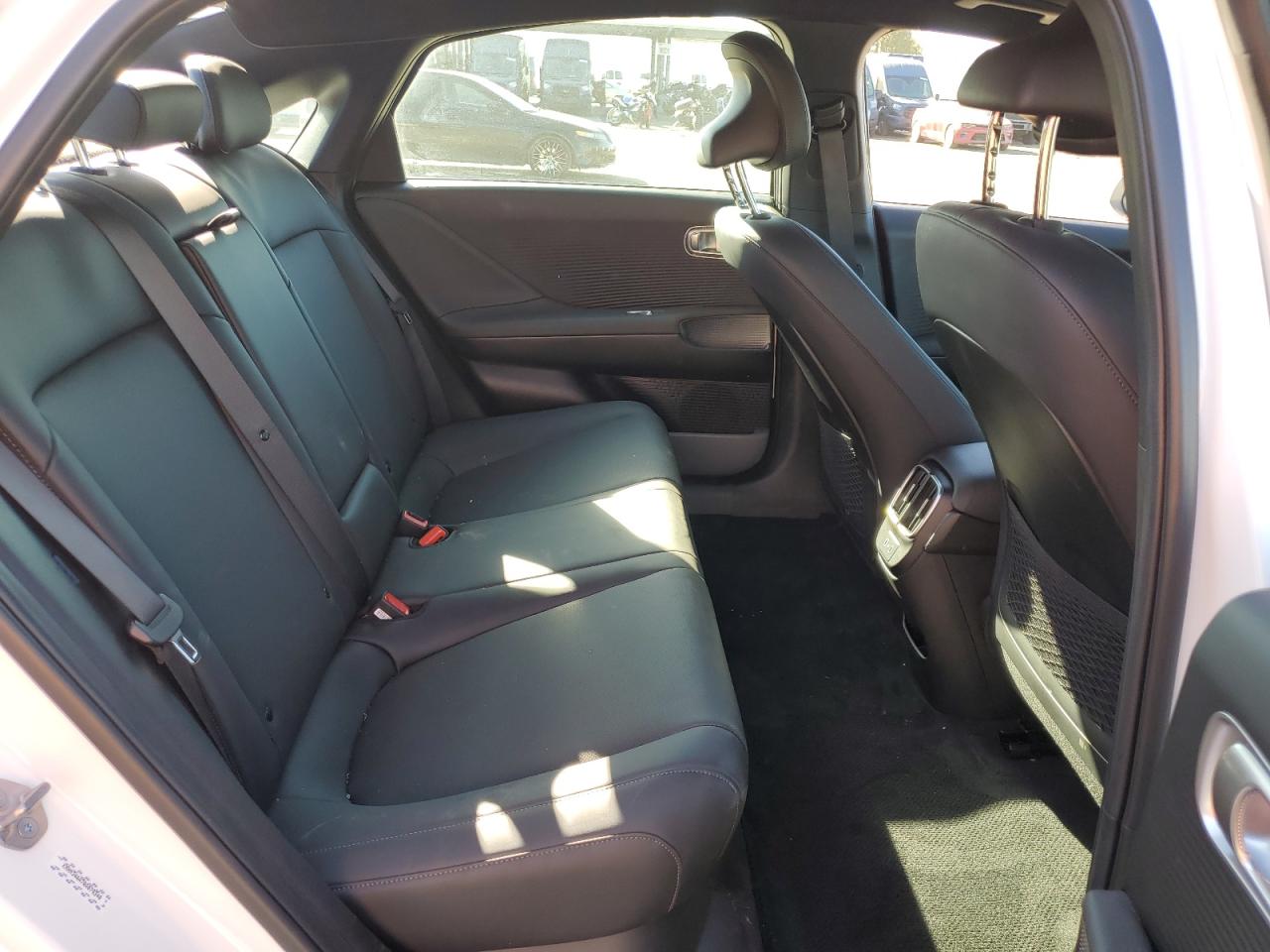 2024 HYUNDAI IONIQ 6 SEL VIN:KMHM34AA7RA079340