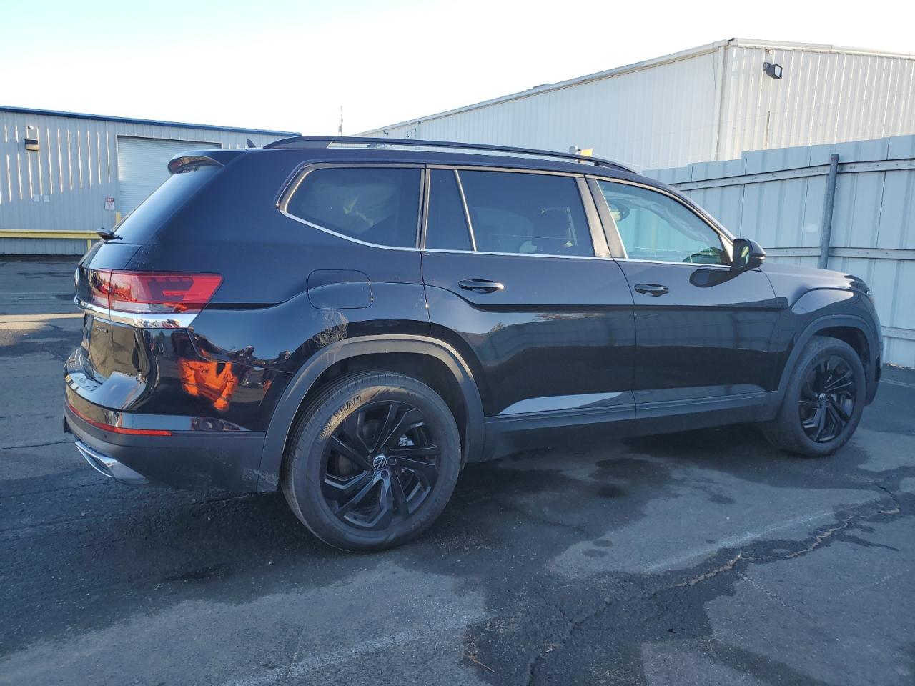 2023 VOLKSWAGEN ATLAS SE VIN:1V2KR2CA2PC518326