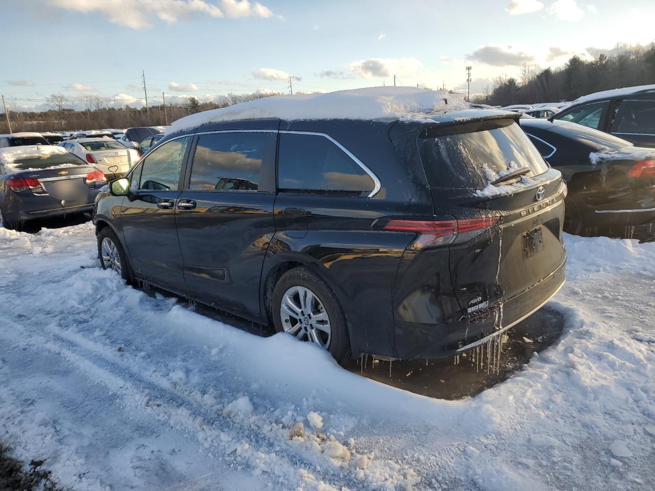 2024 TOYOTA SIENNA LIMITED VIN:5TDESKFC8RS144211