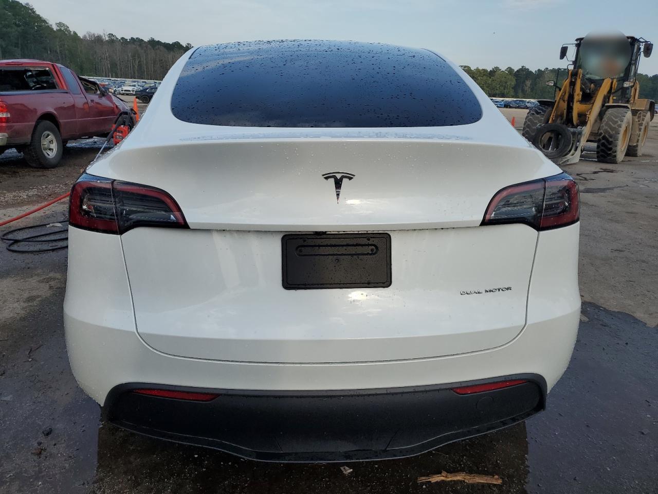 2023 TESLA MODEL Y  VIN:7SAYGDEE1PA162659