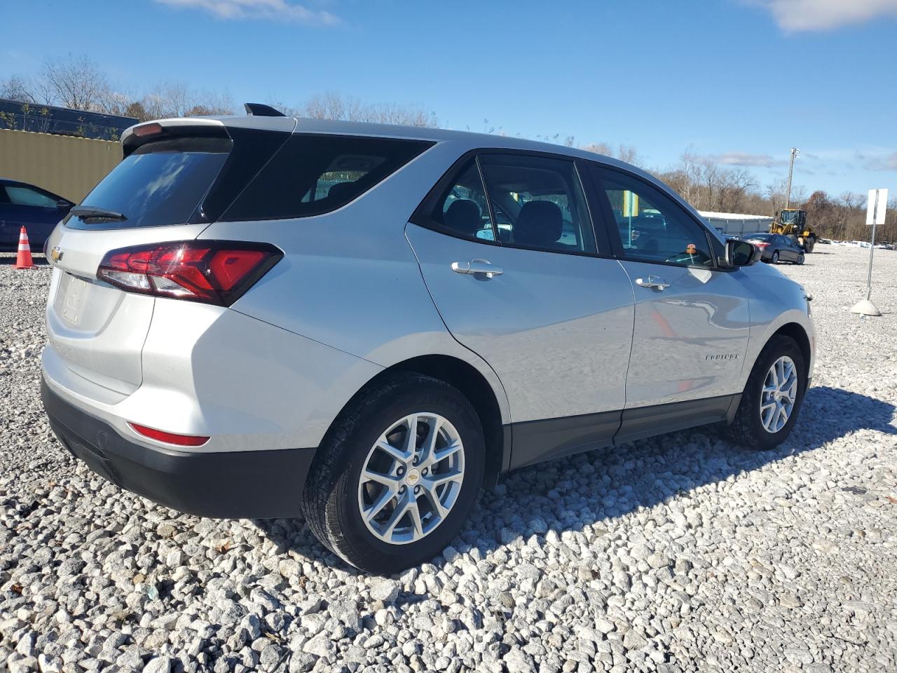 2022 CHEVROLET EQUINOX LS VIN:2GNAXHEV2N6117667