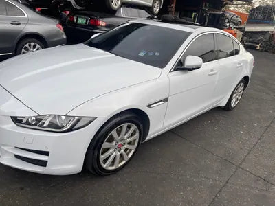 2016 Jaguar XE SAJAB4BN1GA940943 VIN:SAJAB4BN1GA940943