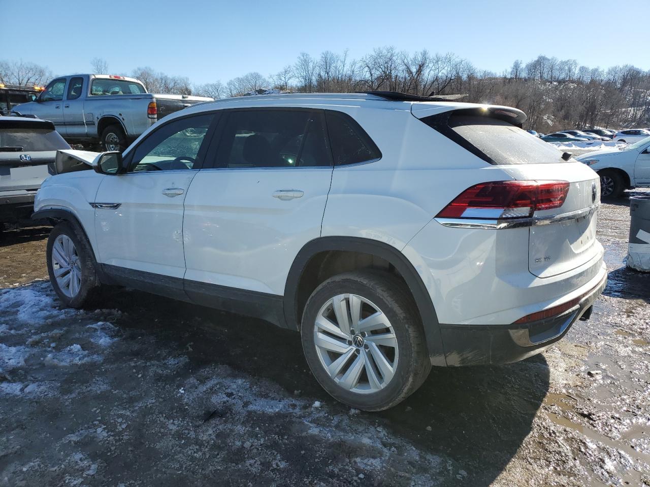 2022 VOLKSWAGEN ATLAS CROSS SPORT SE VIN:1V2KE2CA0NC214520