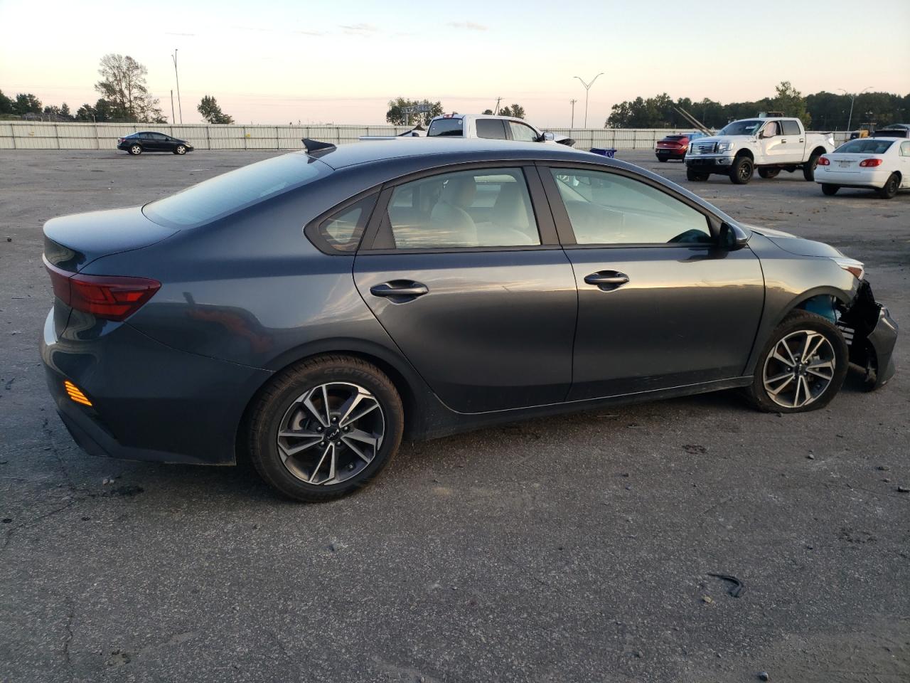 2022 KIA FORTE FE VIN:3KPF24AD4NE419108