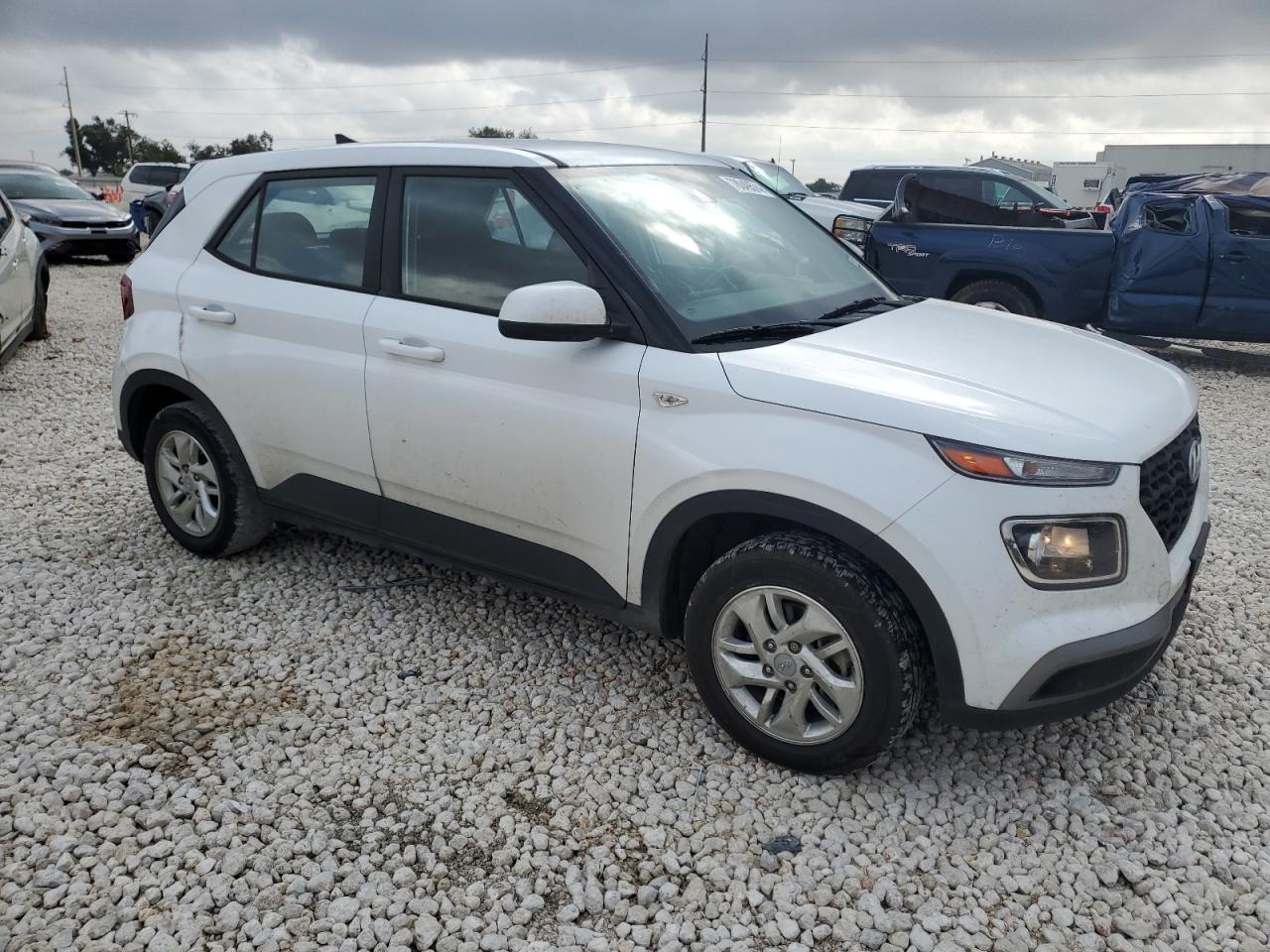 2022 HYUNDAI VENUE SE VIN:KMHRB8A38NU207871