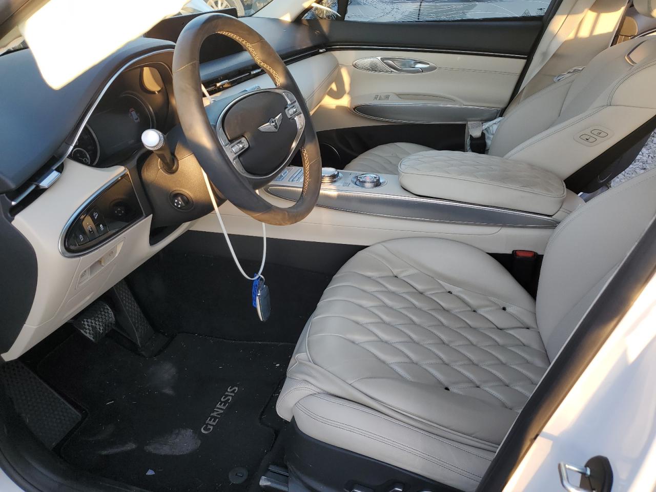 2023 GENESIS GV70 BASE VIN:KMUMADTB3PU135136