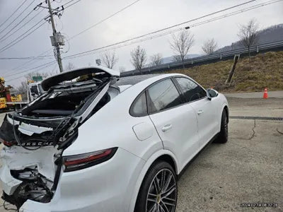 2020 Porsche Cayenne VIN: