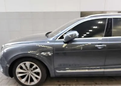 2020 Bentley Bentayga SJAAM14V0LC031953 VIN:SJAAM14V0LC031953