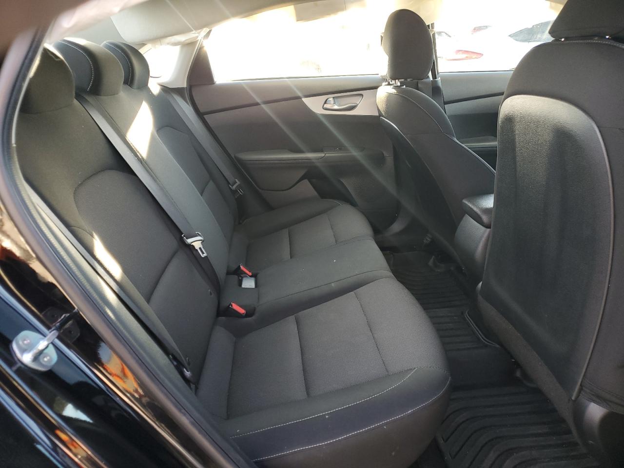 2023 KIA FORTE LX VIN:3KPF24AD9PE553504