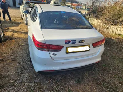 2016 Kia K5 KNAGU416BGA023827 VIN:KNAGU416BGA023827