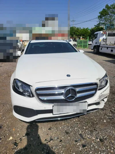 2019 Mercedes-Benz E 220 VIN: