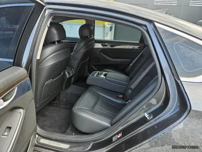 2016 Genesis G80 VIN: