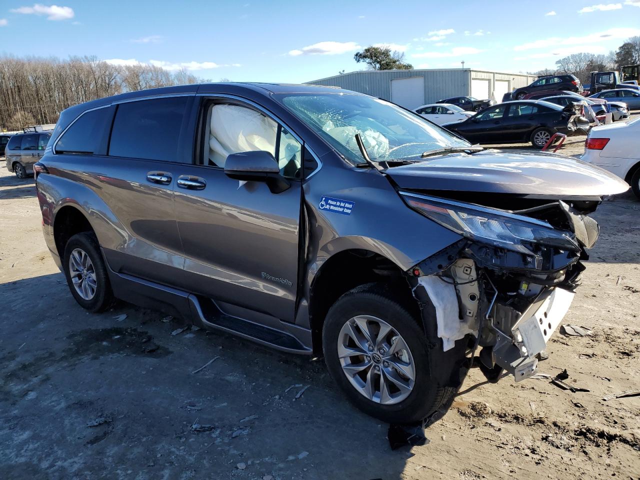 2022 TOYOTA SIENNA XLE VIN:3N1CP5BVXLL534924