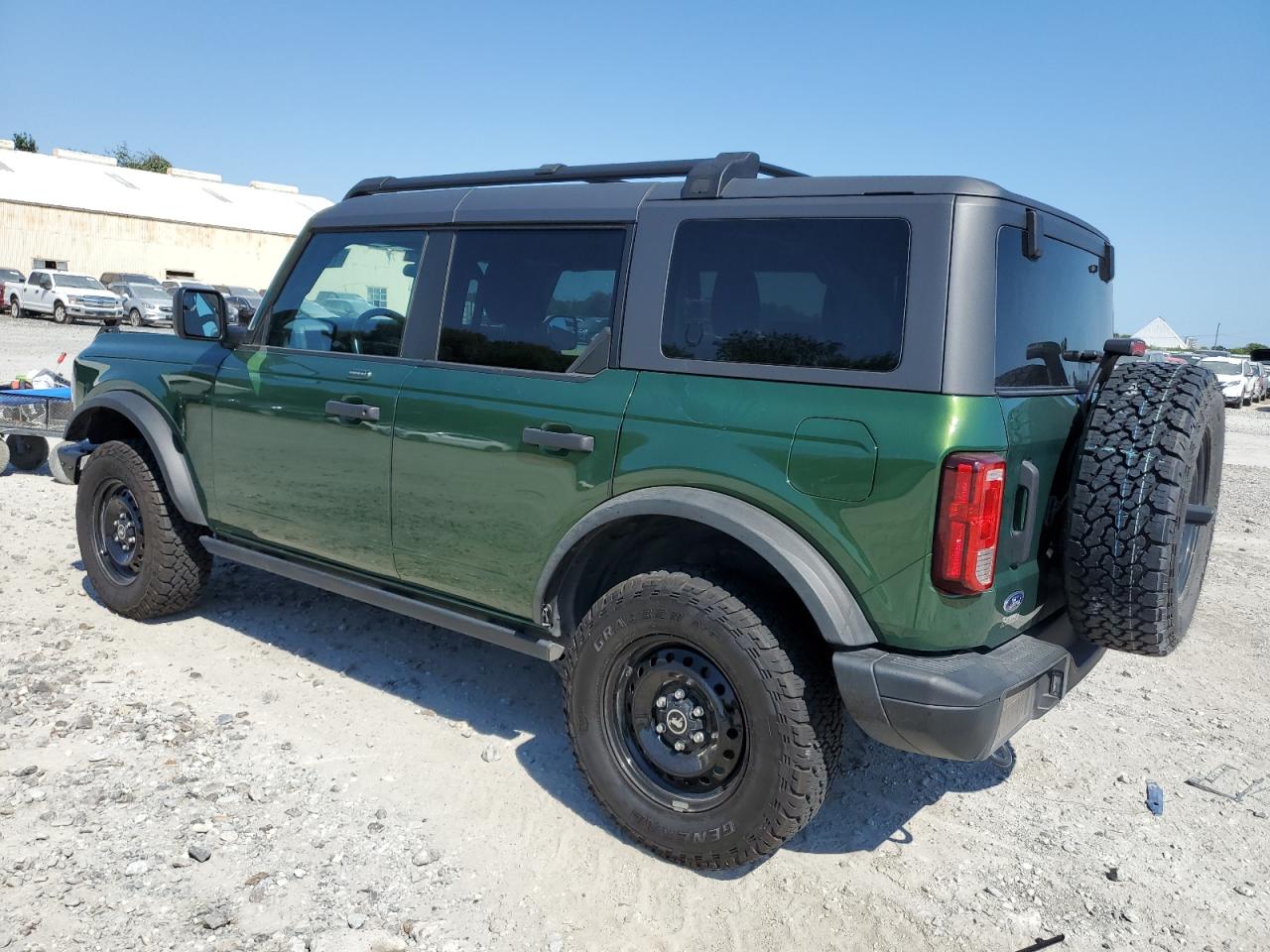 2023 FORD BRONCO BASE VIN:1FMEE5BP3PLC00082