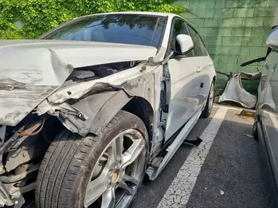 2018 BMW 330 WBA8B910XJA826721 VIN:WBA8B910XJA826721