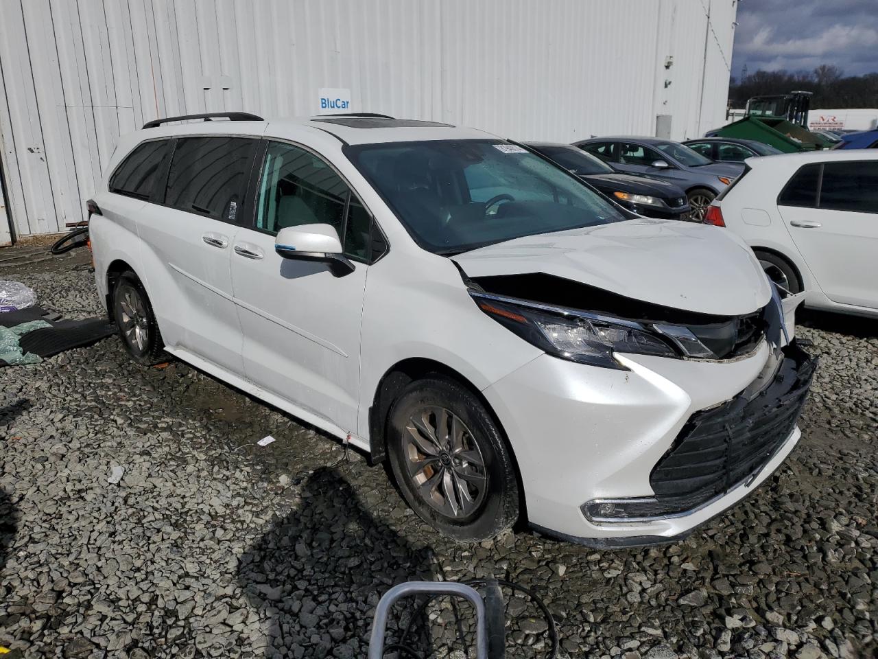 2022 TOYOTA SIENNA XLE VIN:5TDYSKFC0NS055532
