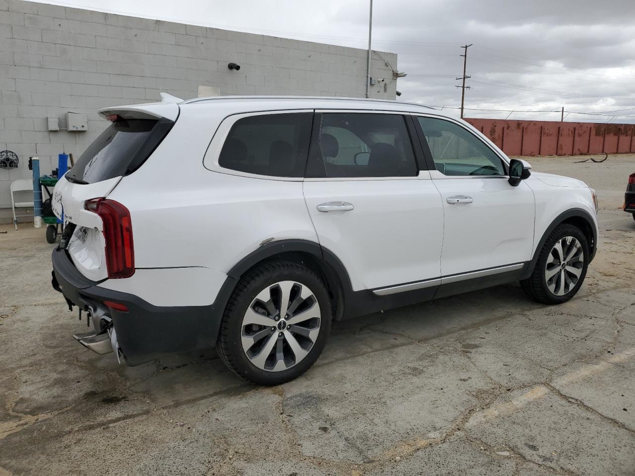 2022 KIA TELLURIDE S VIN:5XYP64HC8NG278102