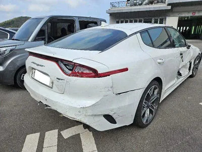 2018 Kia Stinger KNAE751CBJS029587 VIN:KNAE751CBJS029587