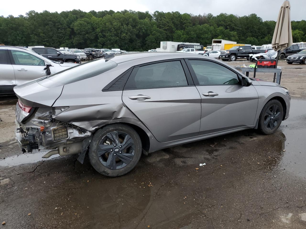 2023 HYUNDAI ELANTRA SEL VIN:KMHLM4AG7PU448464