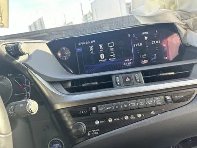2018 Lexus ES 300 VIN: