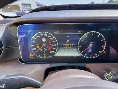 2016 Mercedes-Benz E 300 VIN: