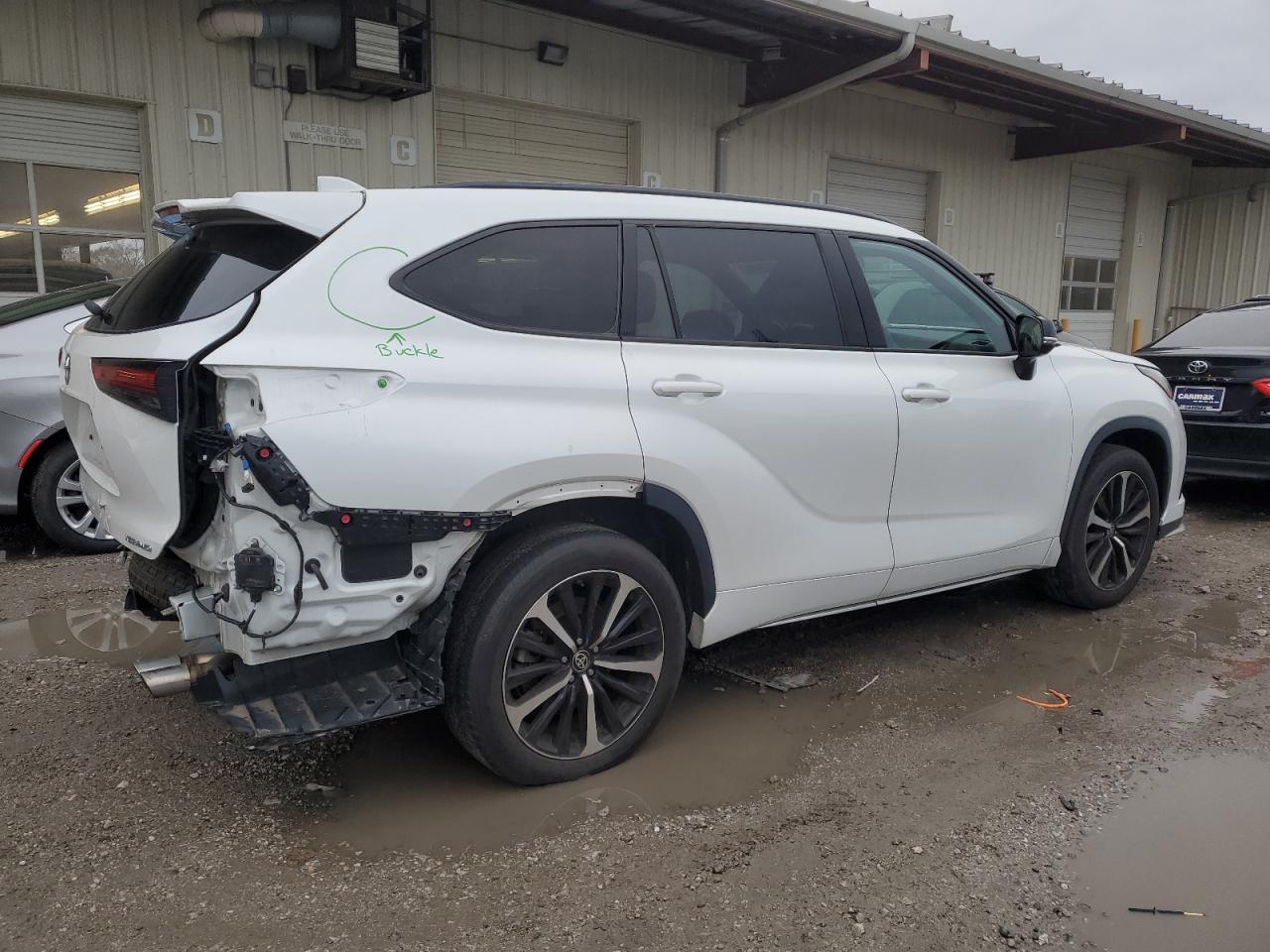 2022 TOYOTA HIGHLANDER XSE VIN:5TDJZRBH3NS211327