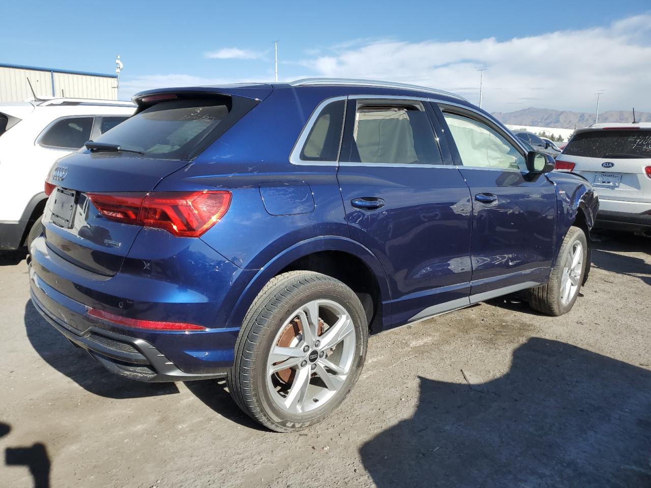 2022 AUDI Q3 PREMIUM PLUS S-LINE VIN:HTTPS://STAT.VIN/AUTORIA/SKODA/FABIA/2003/TMBDB16YX33742262