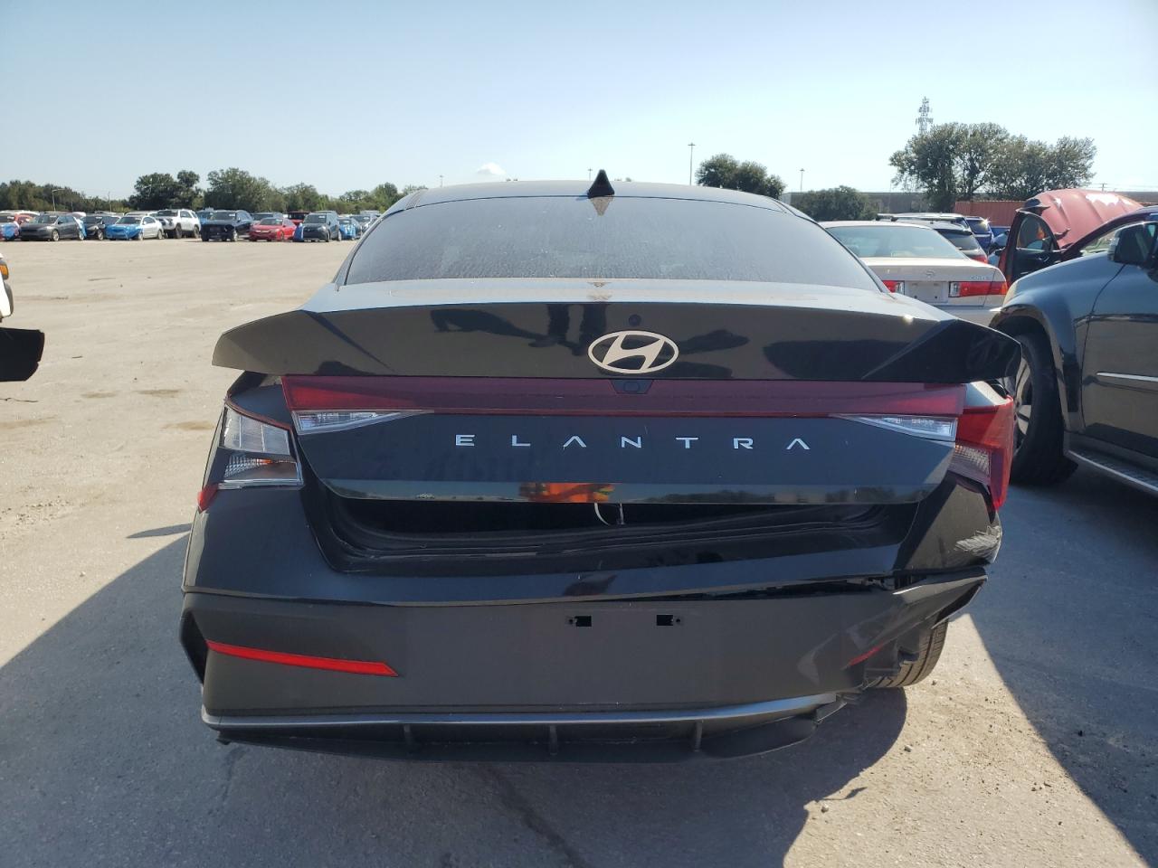2024 HYUNDAI ELANTRA SEL VIN:KMHLM4DG1RU800422