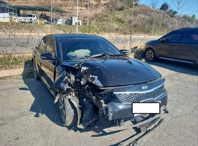 2016 Kia K5 KNAGU415GGA060330 VIN:KNAGU415GGA060330