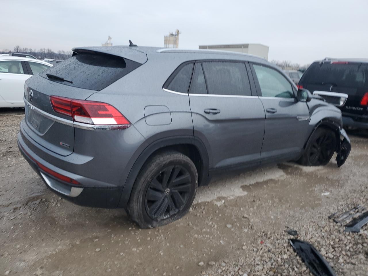 2022 VOLKSWAGEN ATLAS CROSS SPORT SE VIN:1V2KC2CA1NC214676