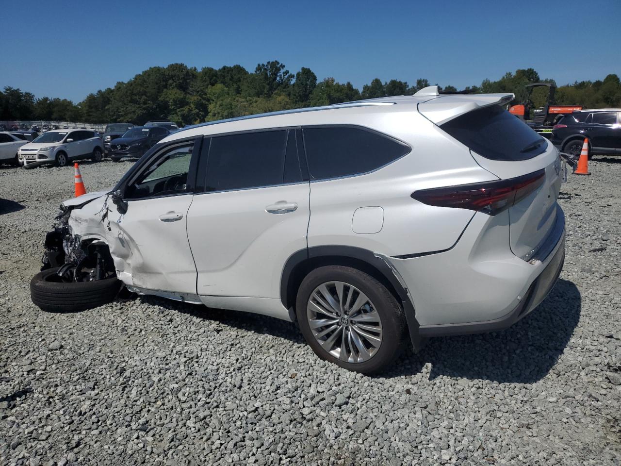 2024 TOYOTA HIGHLANDER LE VIN:5TDKDRAH1RS536956